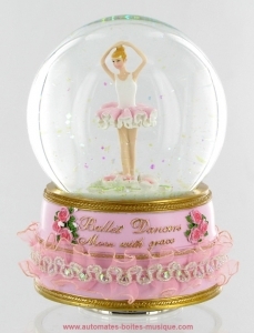 Musical snow globe made of polystone : snow globe with ballerina.