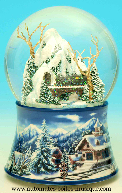 Boule à neige musicale de Noël avec mécanisme musical traditionnel à Boule à neige musicale de Noël avec mécanisme musical traditionnel à