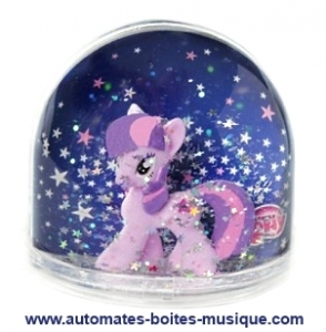 Trousselier non-musical snow globe : snow globe with pony "My little Poney".