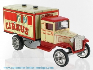 Jouet mécanique en métal, tôle et fer blanc agrafé - Référence de ce jouet mécanique en métal, tôle et fer blanc agrafé: 843