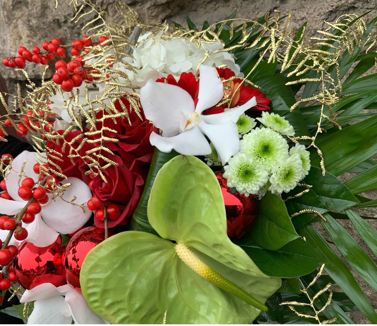 Bouquet rond de Noël rouge/blanc