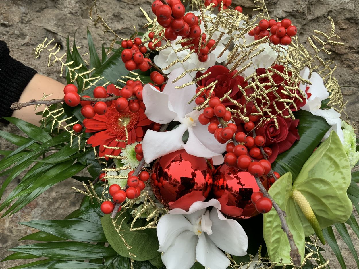 Bouquet rond de Noël rouge/blanc