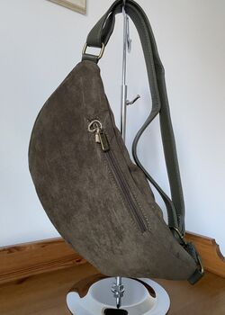 Sac banane suédine kaki