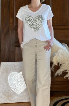 Tee-shirt coeur kaki