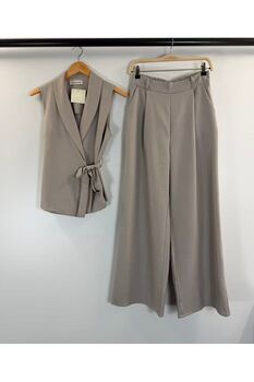 Ensemble Iris taupe
