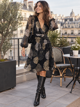 Robe Lily