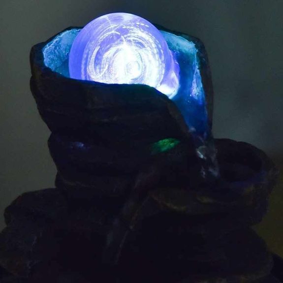 Fontaine d'intérieur zen en résine aspect pierre et éclairage LED Fontaine d'intérieur zen en résine aspect pierre et éclairage LED