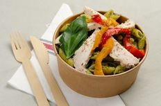 Penne au Poulet rôti & Légumes grillés marinés au pesto maison