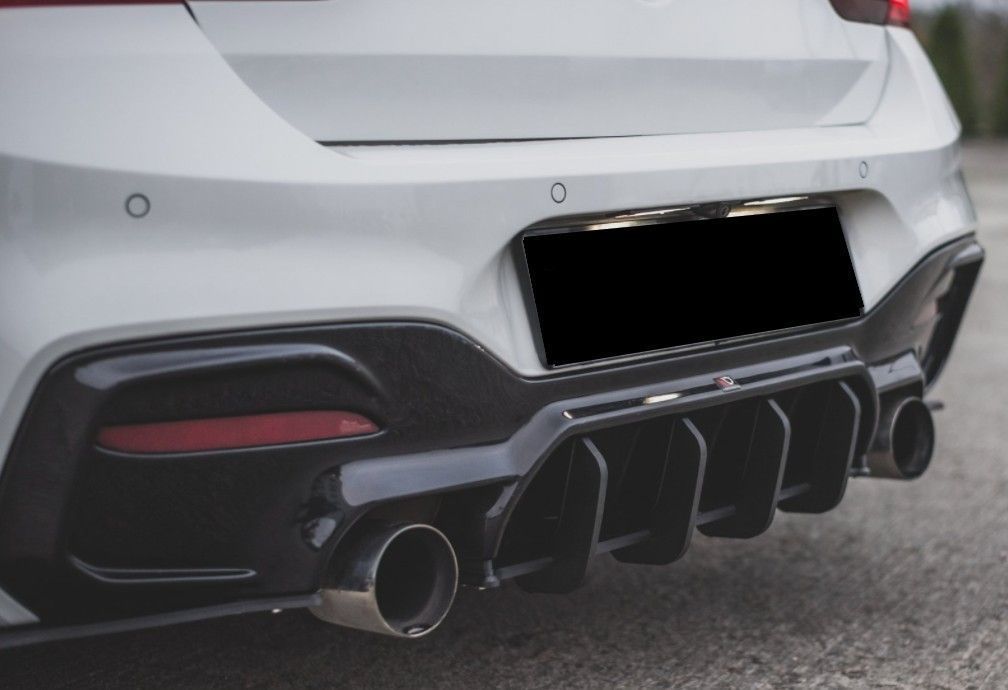 DIFFUSEUR DE PARE CHOC ARRIERE BMW SERIE 1 F20/F21 LCI M140I RAJOUT CENTRAL DTM DIFFUSEUR DE PARE CHOC ARRIERE BMW SERIE 1 F20/F21 LCI M140I RAJOUT CENTRAL DTM
