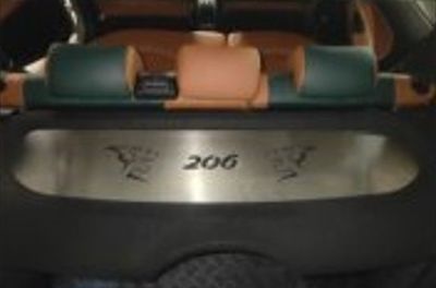 PLAQUE ENJOLIVEUR DE PLAGE ARRIERE PEUGEOT 206 (1998/2009)