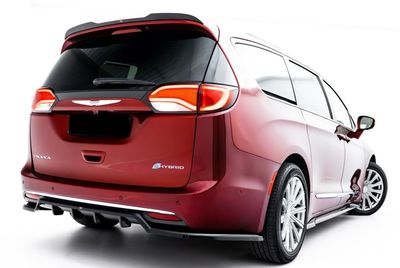 EXTENSION DU BECQUET DE TOIT D'ORIGINE CHRYSLER PACIFICA MK2 (2016+)