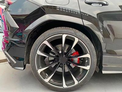 ENTOURAGES D'AILES EN CARBONE LAMBORGHINI URUS PHASE 1 (2018/2021)