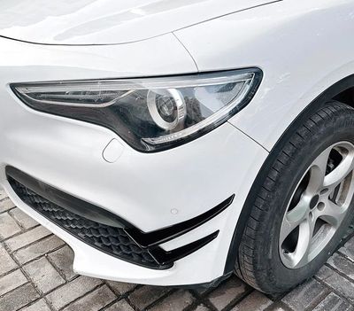 SPLITTERS "CANARDS" DE PARE CHOC AVANT ALFA ROMEO STELVIO STANDARD (2017+)