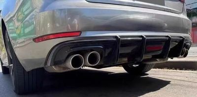 DIFFUSEUR DE PARE CHOC ARRIERE EN ABS "DTM LOOK AVEC FEU STOP" AUDI A4 B9 8W STANDARD / SLINE OU S4 PHASE 1 (08-2015/04-2019)