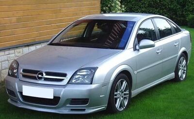 LAME DE PARE CHOC AVANT OPEL VECTRA C GTS/SRI PHASE 1 TGT/CLC LINE (2002/2005)