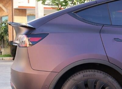BECQUET DE COFFRE TESLA MODEL Y SPORTDESIGN (2020/2023)