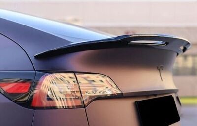 BECQUET DE COFFRE TESLA MODEL Y SPORTDESIGN (2020/2023)