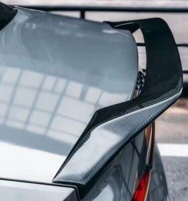 BECQUET DE COFFRE CARBONE AUDI A4 B9 8W BERLINE MAXI EVO (2015/2024)