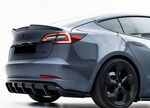 EXTENSION DE BECQUET DE COFFRE TESLA MODEL 3 TYPE "3D GLOSS BLACK" (2017+)