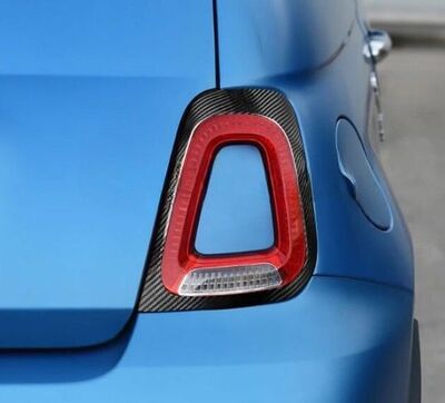 CONTOURS DE FEUX ARRIERES EN CARBONE FIAT 500 II / 500 II ABARTH (2016/2024)