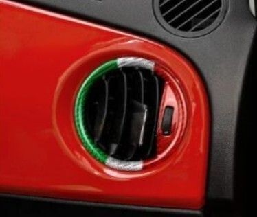 ENJOLIVEURS D'AERATEURS LATERAUX EN CARBONE FIAT 500 II (2016/2024)