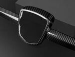 ENJOLIVEUR DE LOGO AVANT CARBONE FIAT 500 / 595 / 695 ABARTH (2012/2023)
