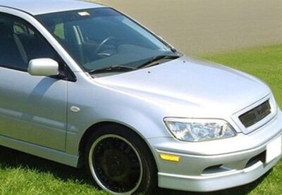 CALANDRE SANS SIGLE MITSUBISHI LANCER (2002/2003)
