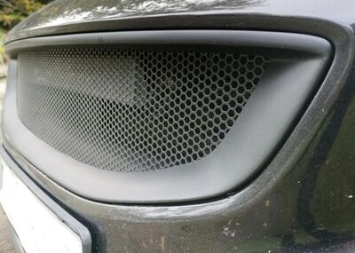 CALANDRE SANS SIGLE VOLVO V60 OU VOLVO S60 (2014/2018)