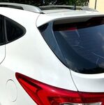 MONTANTS DE CUSTODES ARRIERES PIANO BLACK HYUNDAI IX35 (2010/2017)