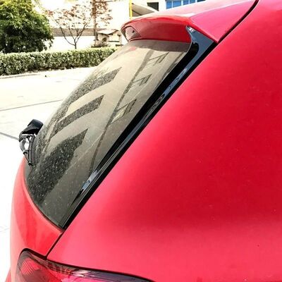 MONTANTS DE CUSTODES GLOSS BLACK VW POLO 6R/6C STANDARD (2009/2017) OU VW POLO 2G STANDARD (10-2017+)