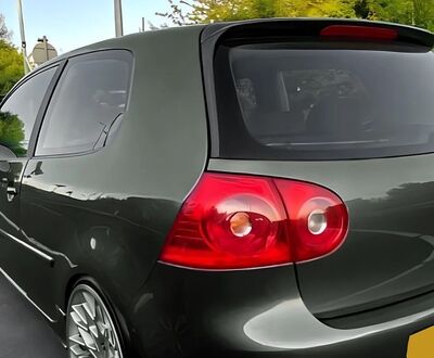MONTANTS DE CUSTODES ARRIERES VW GOLF V STANDARD (2003/2008)