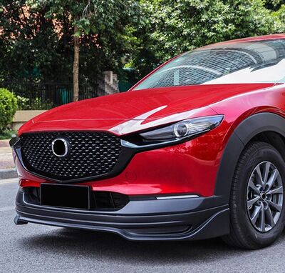 ENJOLIVEURS DE CALANDRE INFERIEURS PIANO BLACK MAZDA CX-30 PHASE 1 (2020+)