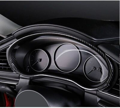 ENJOLIVEUR D'ENTOURAGE DE BLOC COMPTEURS MAZDA CX-30 (2020+)