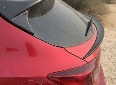 BECQUET DE HAYON MAZDA 3 BP (2019+)