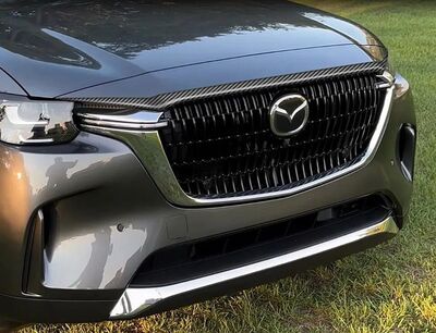 ENJOLIVEUR DE CAPOT CHROME,NOIR BRILLANT OU CARBONE LOOK MAZDA CX-60 PHASE 1 (2022+)