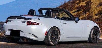 BECQUET DE COFFRE MAZDA MX5 ND "DUCKTAIL RACING" (2014/2023)