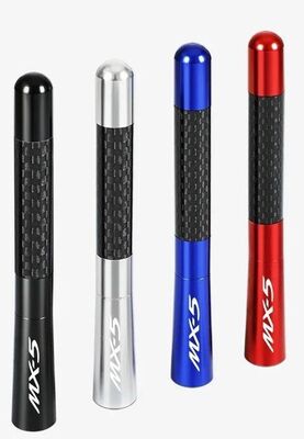 ANTENNE DE TOIT ALU/CARBONE LOOK AVEC LOGO MX-5