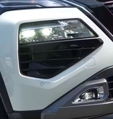 ENJOLIVEURS SUPERIEURS DE PARE CHOC AVANT NISSAN X-TRAIL T33 PHASE 1 (2021/2023)