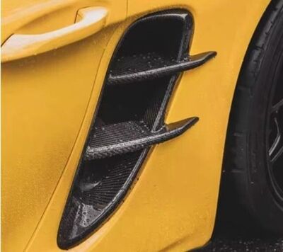 PRISES D'AIR LATÉRALES EN CARBONE PORSCHE BOXSTER 718 OU CAYMAN 718 (2016+)