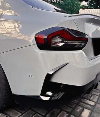 SPLITTERS LATERAUX "KNIFE" DE PARE CHOC ARRIERE BMW SERIE 2 G42 COUPE PHASE 1 PACK M (2021+)