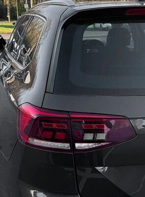 MONTANTS DE CUSTODES ARRIERES VW PASSAT B8 VARIANT/KOMBI (2015/2023)