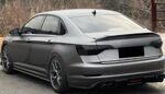 BECQUET DE COFFRE VW JETTA 7 GLI "R STYLE" (2019+)