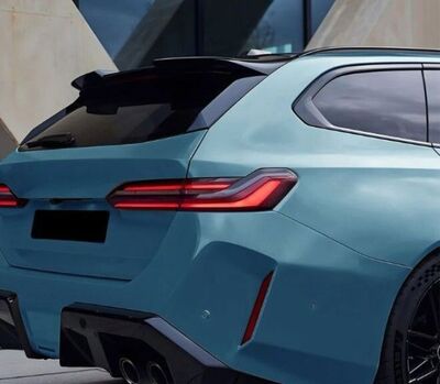 BECQUET DE TOIT BMW SERIE 5 G61 TOURING PIANO BLACK OU CARBONE LOOK (2023+)