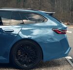 BECQUET DE TOIT BMW SERIE 5 G61 TOURING PIANO BLACK OU CARBONE LOOK (2023+)