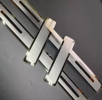 SEUILS DE PORTES RENAULTMEGANE III (2009/2015) RENAULT MEGANE IV (2016/2023)