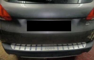 SEUIL DE COFFRE PEUGEOT 2008 -AVEC LOGO- (2012/2019)