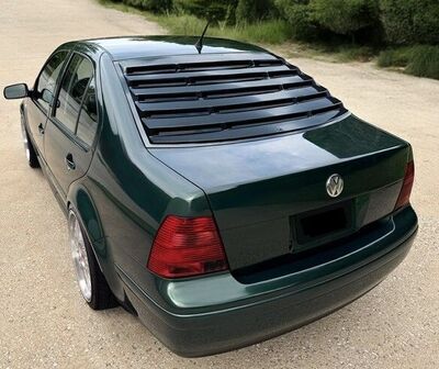 PERSIENNE DE VITRE ARRIERE VW BORA (1999/2006)