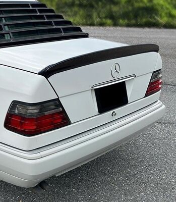 BECQUET DE COFFRE MERCEDES CLASSE E W124 BERLINE (1984/1997)