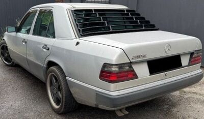 PERSIENNE DE VITRE ARRIERE MERCEDES CLASSE E W124 LIMOUSINE SEDAN OU COUPE (1984/1997)