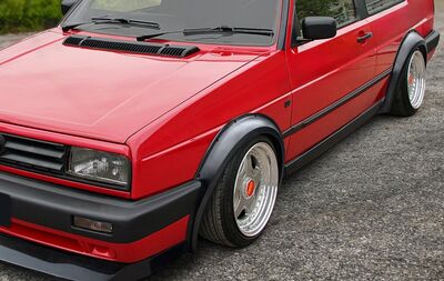 JEU D'EXTENSIONS D'AILES VW GOLF II OU VW JETTA II ST LINE ABS NOIR BRILLANT (1983/1992)